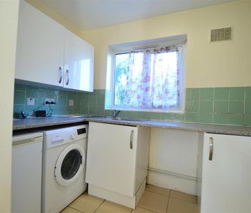 Victoria Road, Slough SL2 5NE - Photo 4