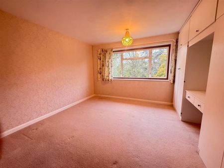 4 bedroom detached house to rent - Photo 3