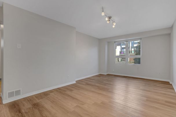 For Lease - 504 Hilson Avenue, Westboro - Hampton Park, Ontario - Photo 1