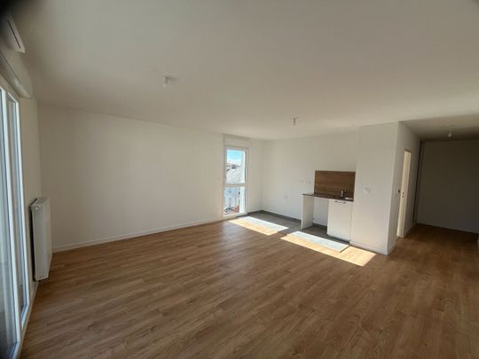 Location appartement 3 pièces, 64.95m², Challans - Photo 1