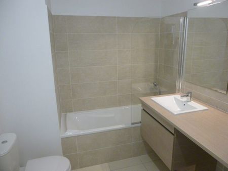 SAINT JEAN DE VEDAS - T1 - 32.10M² - Photo 5