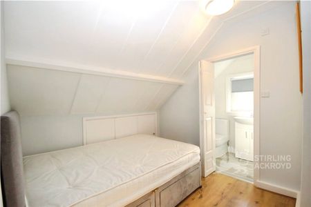 Baillie Road, Guildford, Surrey, GU1 3LN - Photo 2