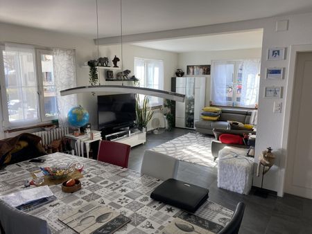 LIGHT-FLOODED WITH A LARGE BALCONY - Photo 2