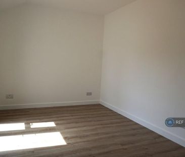 2 bedroom bungalow to rent - Photo 6