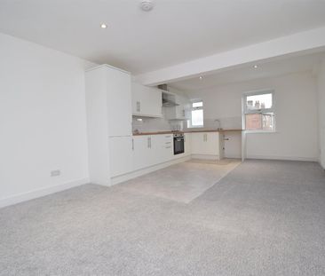 Bank Street, Ossett - Photo 6