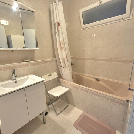 Location Appartement 1 pièce 11m² MARSEILLE 9ème - Photo 4