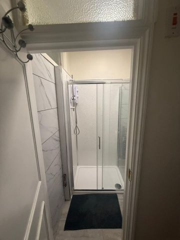 Room in a Shared House, London, SE13 - Photo 4