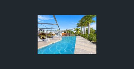 Two bedroom Apartment on Kawana Island - Photo 5