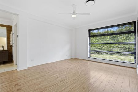 Contemporary Buderim Home Designed for Space, Comfort & Easy Living - Photo 4