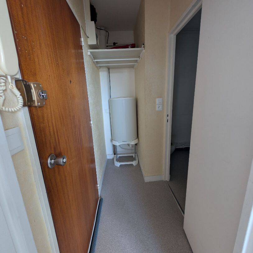 Location Appartement 1 pièce 32m² - Photo 1