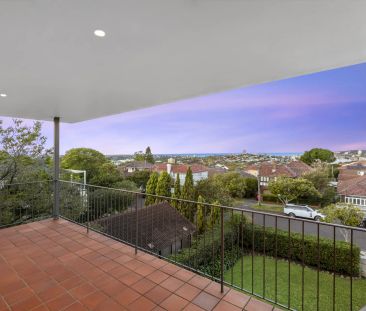 Stunning Ocean Views, Large Home with Possibilities - Photo 5