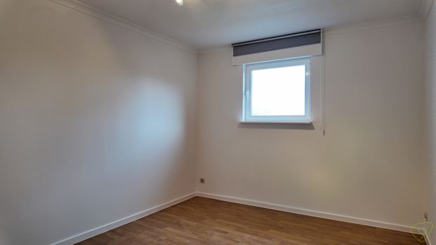 Appartement te huur in Eeklo - Photo 1