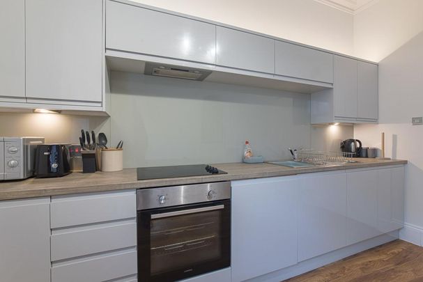 1 bedroom flat to rent - Photo 1