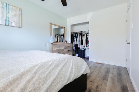 For Lease - 670 Victoria Street, London East, Ontario - Photo 5