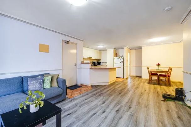 East Perth, WA 6004 - Photo 1