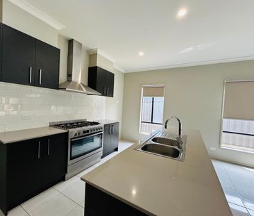 4 Bedroom Impressive house. - Photo 6