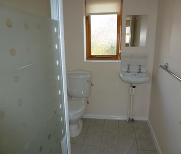 3 bedroom detached house to rent - Photo 6