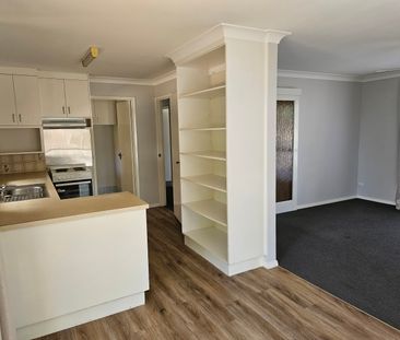 74 Chapple Street, Wodonga VIC 3690 - House For Rent | Domain - Photo 6