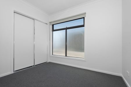 16 Northam Terrace Clyde VIC - Photo 4