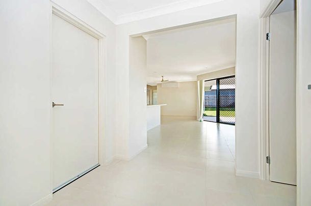 4 Cordyline Circuit, Bohle Plains QLD 4817 - House For Rent | Domain - Photo 1