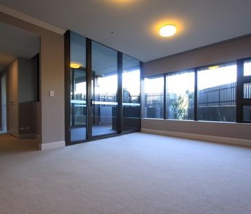 Ultra Modern Apartment in Sydney Olympic Park - Photo 4