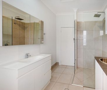 Renovated home in Rainworth State School catchment - Lawn & Garden ... - Photo 4