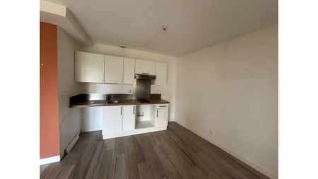 Location Appartement 3 pièces 55m² - Photo 4
