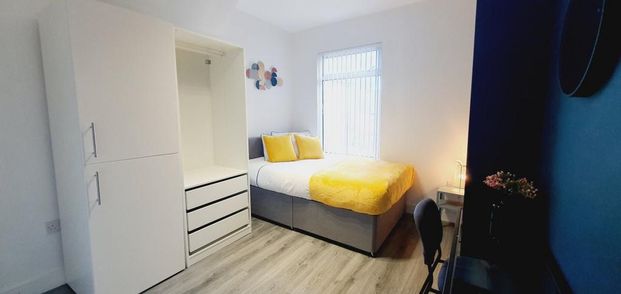 1 bedroom in a house share to rent - Photo 1