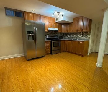 For Lease - 3674 Freeman Terrace, Mississauga, Ontario - Photo 3