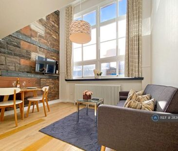 Studio to rent - Photo 2