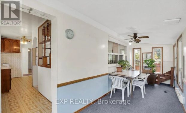 33 LAKELAND CRESCENT - Photo 1