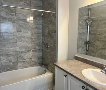 For Lease - 29 Fallengale Crescent, Kanata, Ontario - Photo 4