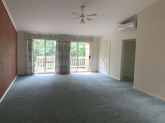 When Location & Convenience Is Important - Photo 1