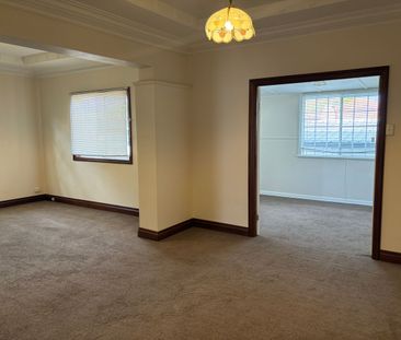 Stylish 3 Brm Home in Newtown - Photo 5