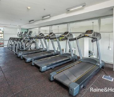 3025/3 Parkland Boulevard, Brisbane City, QLD 4000 - Photo 4