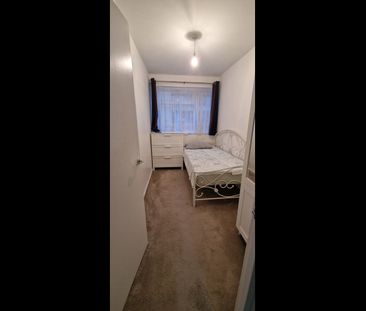 Room in a Shared House, West Arbour Street, E1 - Photo 3