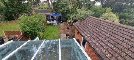 2 bedroom semi-detached house to rent - Photo 5