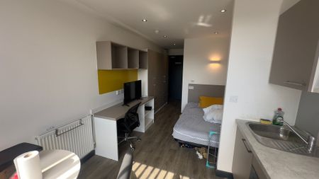 1 bedroom studio to rent Dumfries Street, Luton, Bedfordshire, LU1 - Photo 2