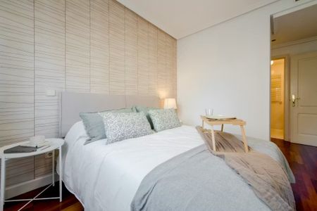 Calle de Ana de Austria, Madrid, Community of Madrid 28050 - Photo 4