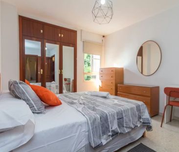 Calle Ferrocarril del Puerto, Málaga, Andalusia 29002 - Photo 3