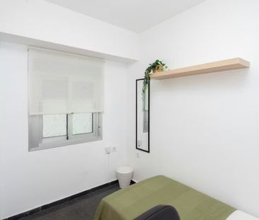 Avinguda del Port, Valencia, Valencian Community 46021 - Photo 6