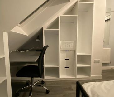 6 bedroom semi-detached house to rent - Photo 6