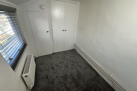 Cromwell Road - Photo 3