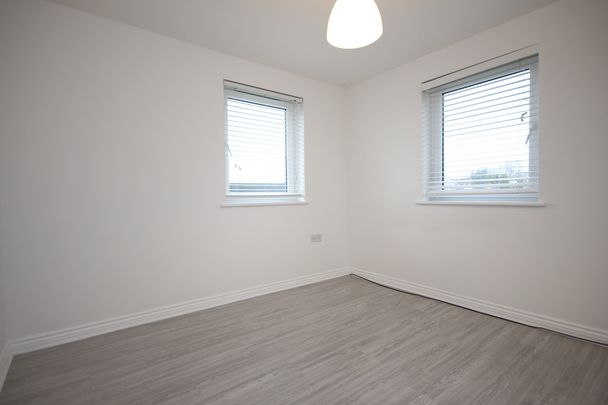 Gisborne Drive, Airdrie, ML6 - Photo 1