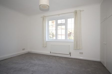 Heathside Road, Woking - Photo 2