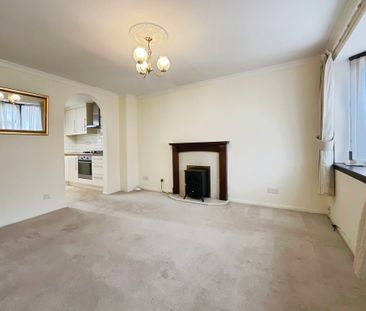 2 bedroom Mid Terraced House to let - Photo 2