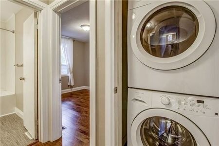 For Lease - 1354 Augustine Drive Unit# Upper, Burlington, Ontario - Photo 3