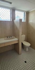 INNER CITY LIVING!!! - Photo 3