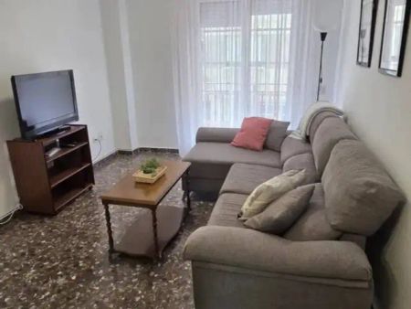 Piso en alquiler en Jaén Capital - Photo 2