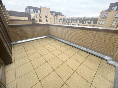 3 bedroom terraced house to rent - Photo 5